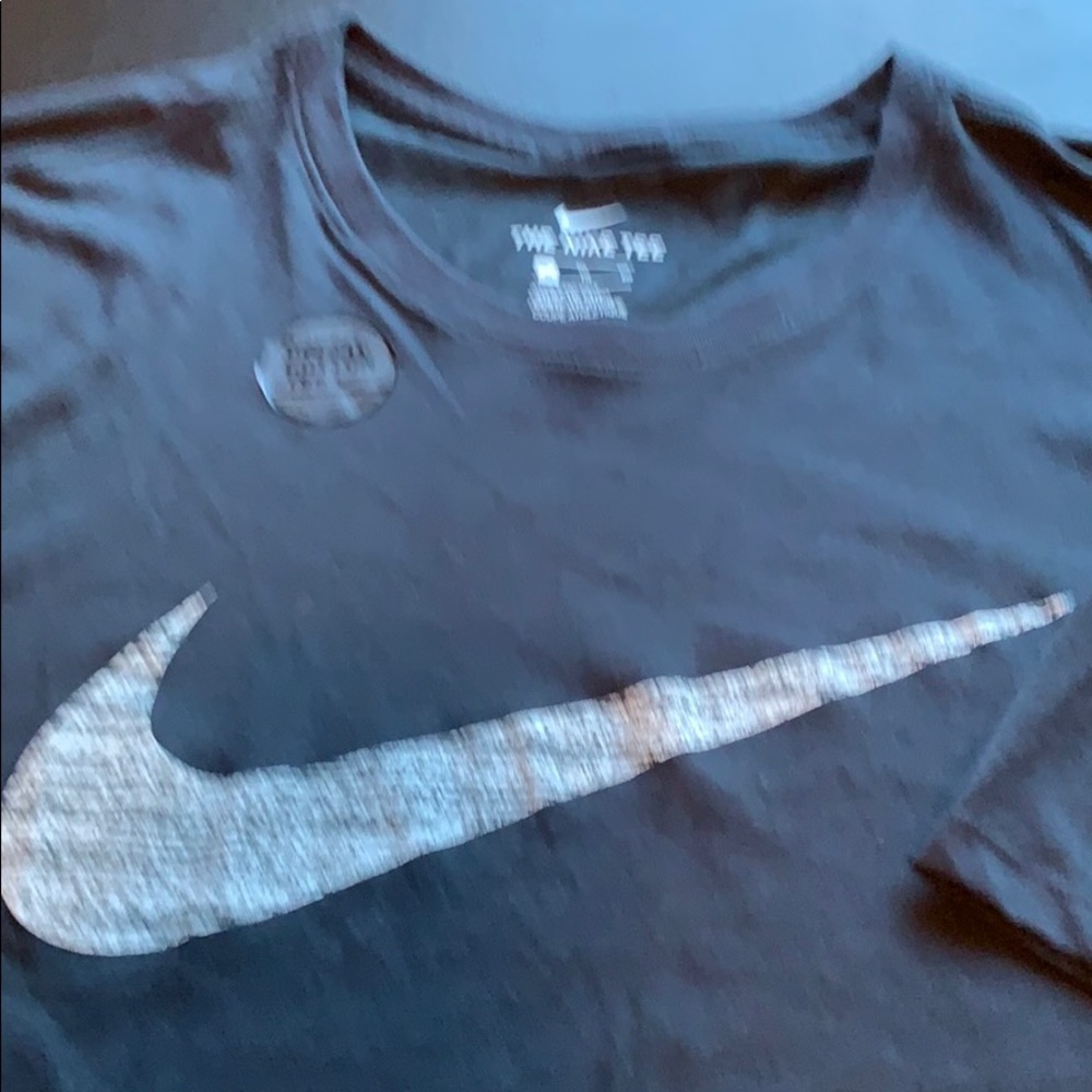 Nike dry fit tee shirt shirt XL NWT crew neck